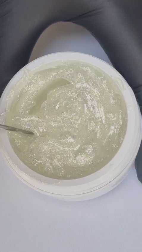 Carica video: BUILDER GALAXY MILK GOLD GLITTER